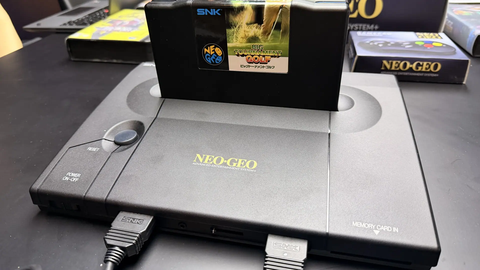 Ex-chefe da SNK revela como redesign do NeoGeo AES quase destruiu a empresa